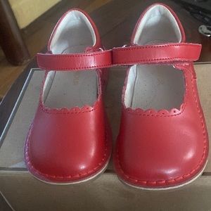 Lamour shoes, size 11, red